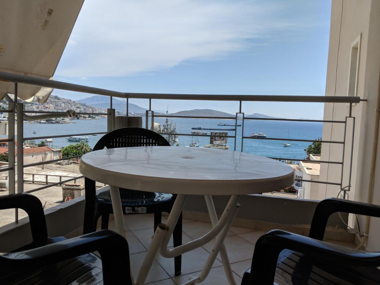 Seafront Apartment Sarandë Exteriér fotografie